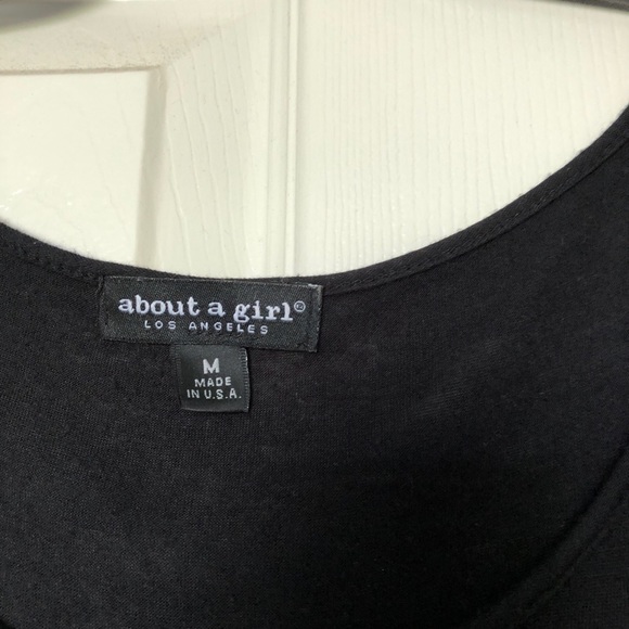 Black crop top - Picture 2 of 2